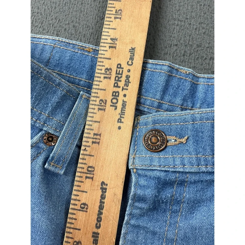 Vintage Levi's Action Jeans Mens 34x31 Light Wash Blue Bootcut Relaxed USA